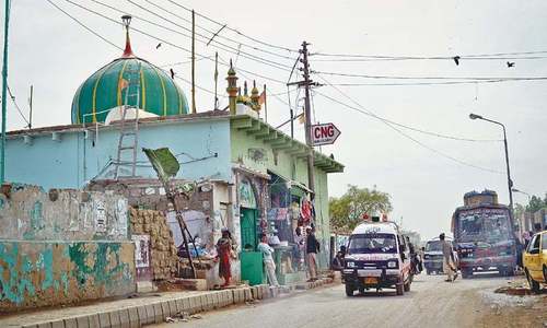 LHC bars authorities from collecting parking, toilet fee at shrines across Punjab