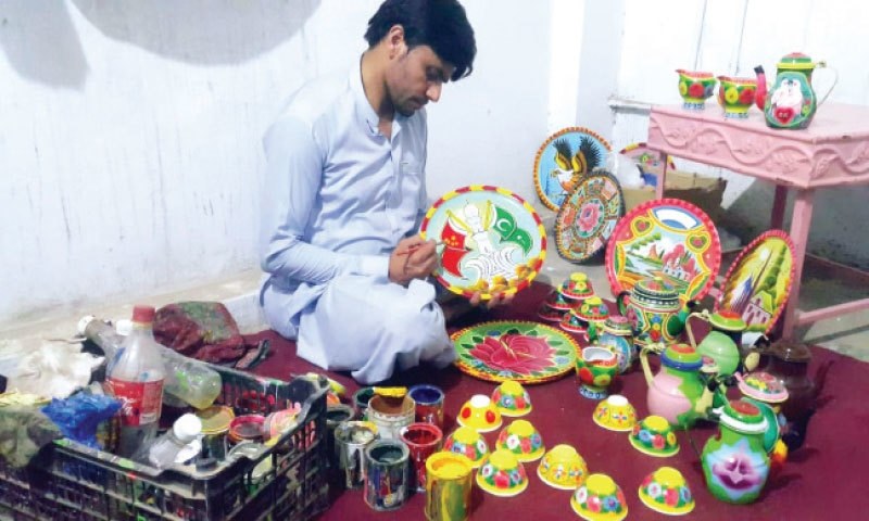 Peshawar truck artist adds colour to crockery