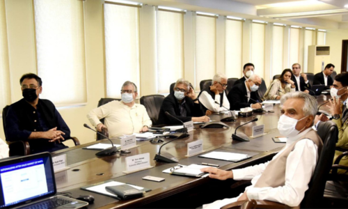 Ministers discuss steps to remove hurdle in vaccine procurement