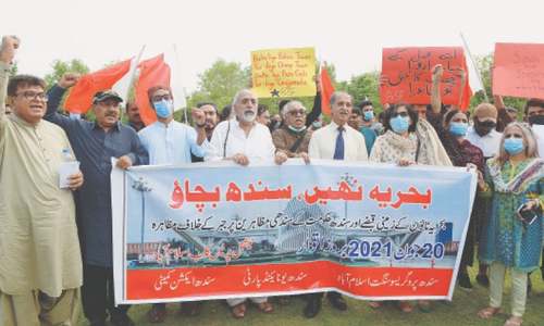 Call for withdrawal of cases against Bahria Town protesters
