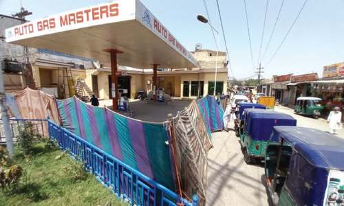 Transporters increase fares after closure of CNG stations