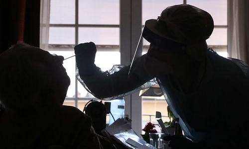 Belgian woman who died of Covid contracted two variants at the same time