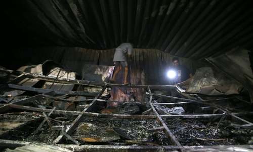 35 die in fire at Iraqi Covid ward