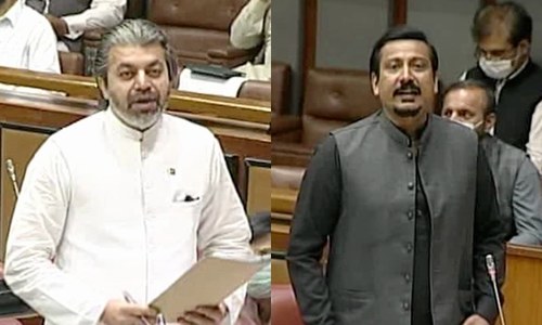 Senators question FIA Sindh director's claim of Nadra officials making up to 4m fake CNICs Senators question FIA Sindh director's claim of Nadra officials making up to 4m fake CNICs
