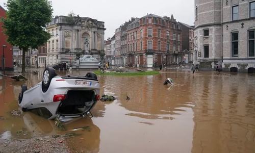 Rescuers rush to help as Europe's flood toll surpasses 125