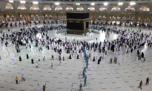Smart cards and robots: Saudi Arabia's 'digital Haj'