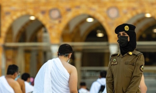 For the first time, Saudi women stand guard in Makkah during Haj