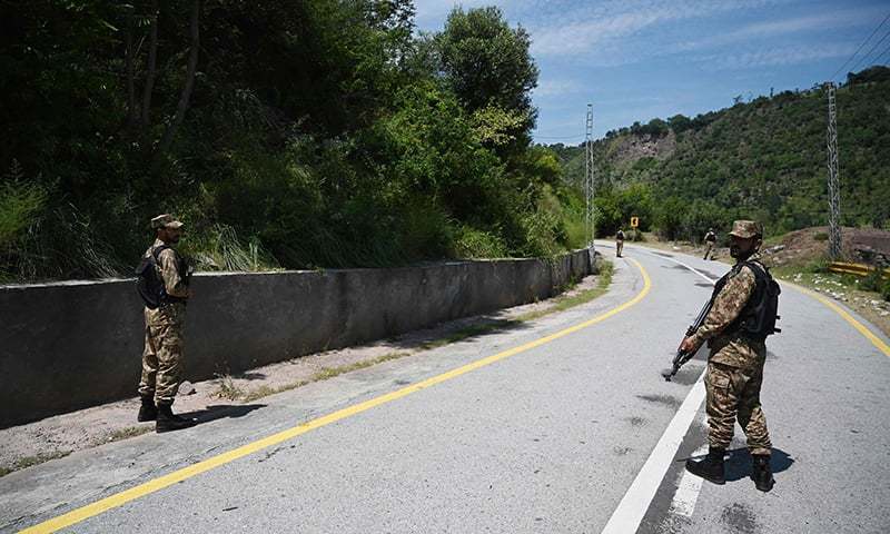 4 Pakistan Army soldiers martyred as vehicle falls into ravine in AJK: ISPR