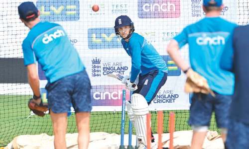 Batters face stiff examination as England take on India in first Test