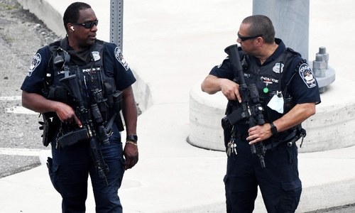 Cop killed in shooting at Pentagon subway