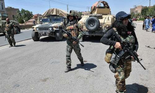 Families flee as Afghan army defends besieged Lashkar Gah city from Taliban