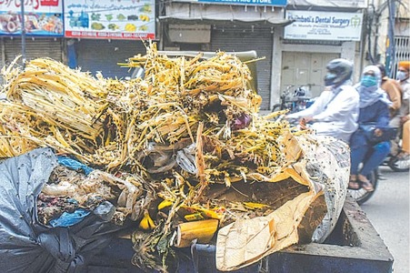 Karachi&rsquo;s insanitary conditions may aggravate Covid-19 health crisis, say experts