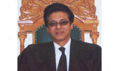 Bars won&rsquo;t fete judges who backed elevation