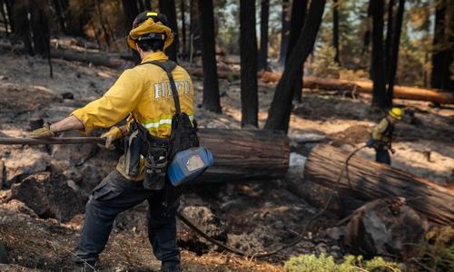 Monstrous wildfire forces thousands of Californians to abandon their homes