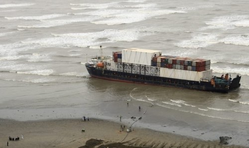 Govt detains ‘unseaworthy’ ship stranded at Karachi beach
