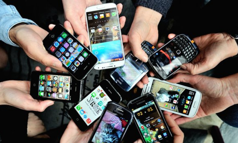 Pakistan becomes smartphone exporter Pakistan becomes smartphone exporter