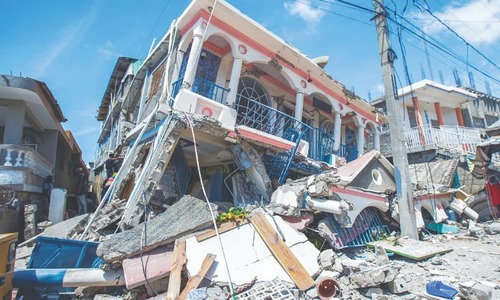 Death toll from Haiti quake hits 724; tropical storm looms