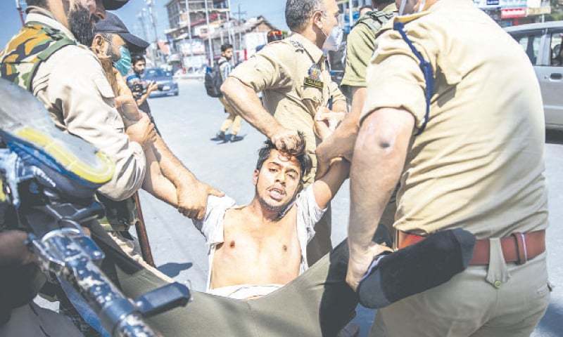 Police break up mourning processions in held Kashmir