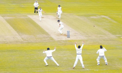 Root slams another ton as England build massive lead against India