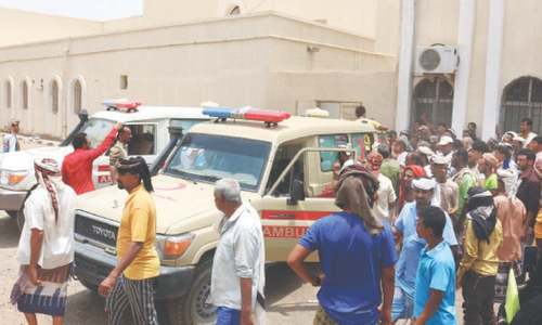 Rebel attack on Yemeni airbase leaves 30 pro-govt troops dead