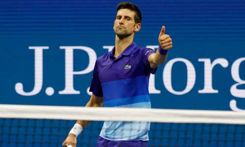 Djokovic tested but wins at US Open to advance Slam quest