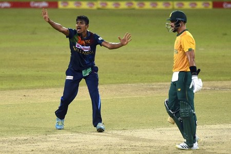 Sri Lanka pick Theekshana for T20 World Cup