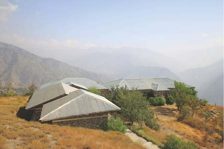 TOURISM: FOLLY IN THE HINDU KUSH TOURISM: FOLLY IN THE HINDU KUSH