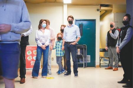 Trudeau&rsquo;s future on the line as Canadians vote in pandemic election