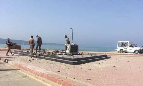 Quaid&rsquo;s statue destroyed in Gwadar