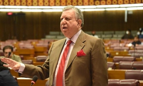 Govt plans to get Tarin elected to Senate