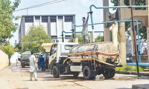 DHA residents in Karachi paying hefty water tax despite getting no supply via lines