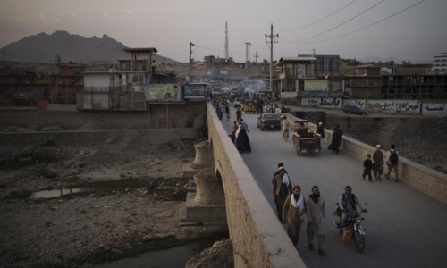 Taliban order fighters out of Afghan homes they took over