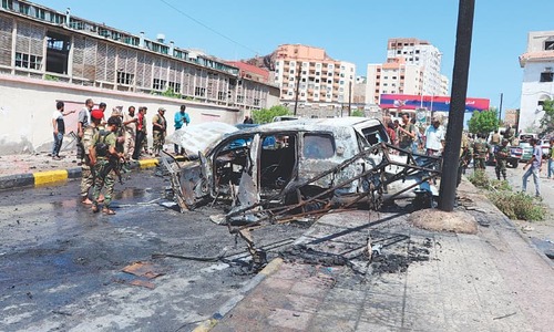 Blast targeting governor of Aden claims  six lives in Yemen