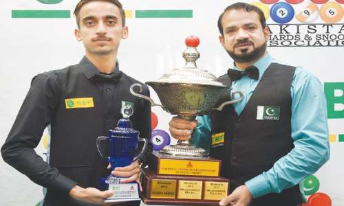 Veteran Sajjad overwhelms Ahsan to bag national snooker title