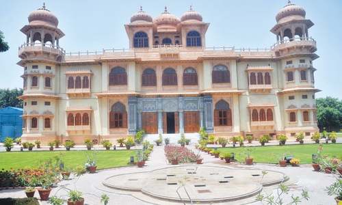 SHC orders setting up of girls medical college at Mohatta Palace
