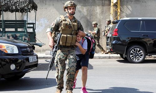 Six killed as clashes rock Beirut