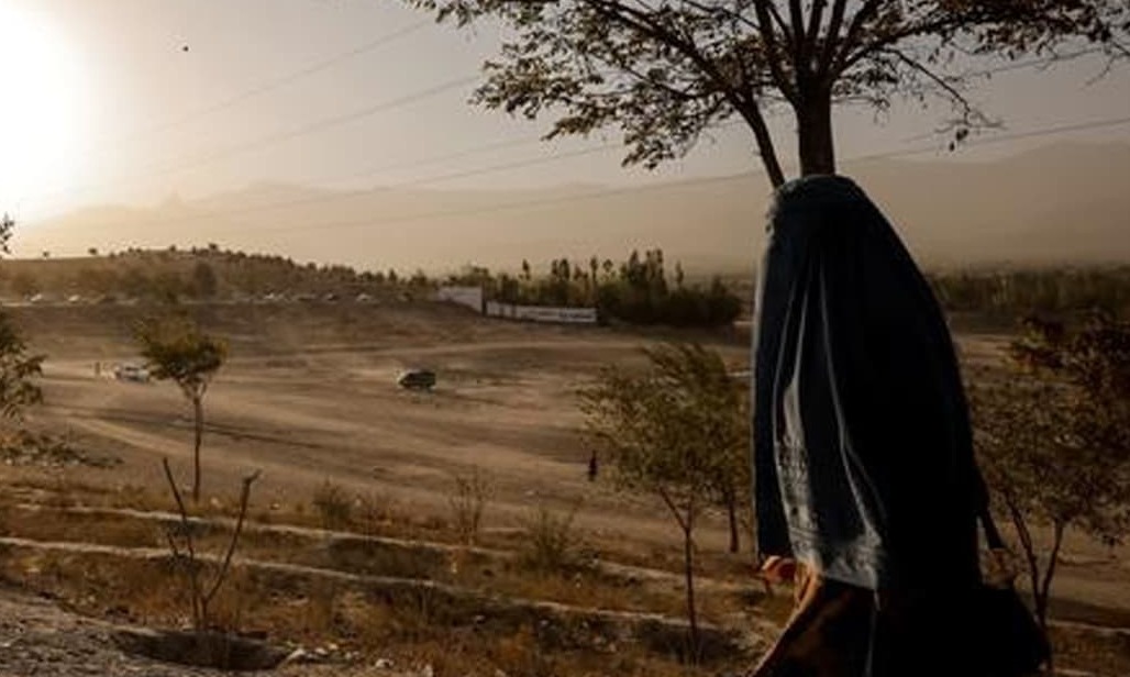 As women flee Afghanistan, brain drain hits economy and girls' hopes As women flee Afghanistan, brain drain hits economy and girls' hopes