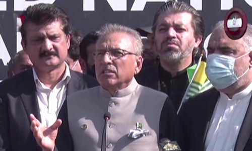 'We are with you at every forum,' President Alvi assures Kashmiris on Black Day