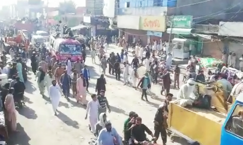 TLP workers remain in Wazirabad awaiting instructions from their leaders