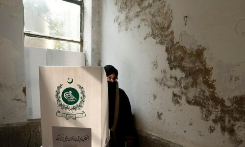 Voters&rsquo; gender gap falls below 12m for first time