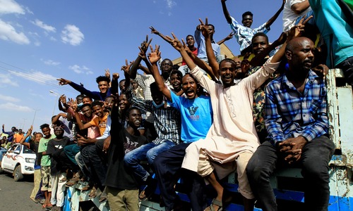 10 shot dead in crackdown on Sudan&rsquo;s anti-coup protests