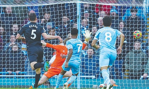 Solskjaer&rsquo;s legendary status fails to prevent United sacking