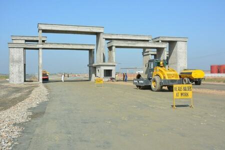 70 enterprises get active status in special economic zones