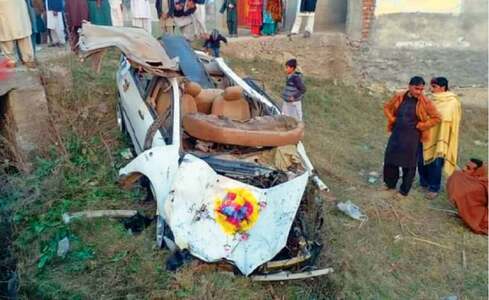 Four killed as car falls into Swabi ravine Four killed as car falls into Swabi ravine