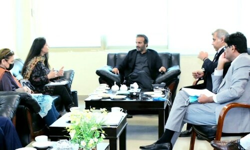 E-commerce university being set up: PM aide