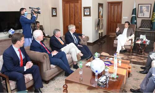 In meetings with PM Imran and COAS, US senators assert maintaining 'broad-based' ties with Pakistan