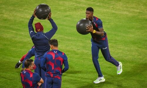 Three West Indies cricketers in Pakistan hit by virus
