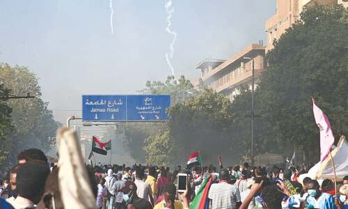 Thousands of Sudanese protest against junta chief in Khartoum