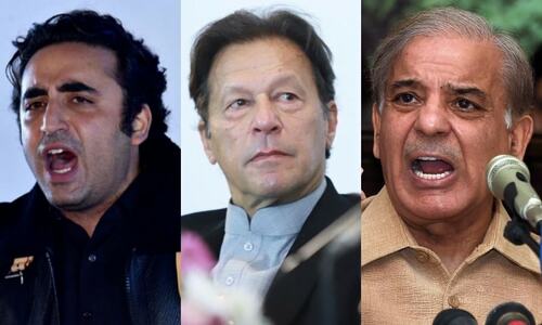 Opposition leaders blast PM Imran over 'New Year gift' of petrol price hike