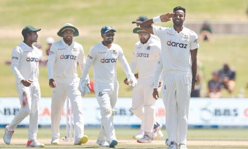 Bangladesh close in on historic Test win after Ebadot Hossain rattles NZ